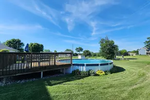 555 Lk Pk Dr, Valparaiso, IN 46385 - Photo 37