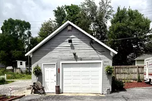 204 S Washington St, LaCrosse, IN 46348 - Photo 3