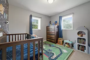 607 Woodlawn Ave, Chesterton, IN 46304 - Photo 11