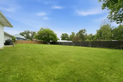607 Woodlawn Avenue, Chesterton, IN 46304 - Photo 25