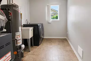 707 W 77th Ave, Merrillville, IN 46410 - Photo 23