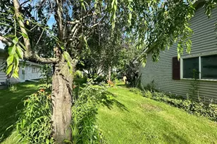 118 S 13th St, Chesterton, IN 46304 - Photo 5