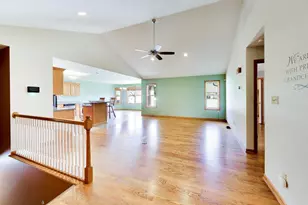 2615 43rd St, Highland, IN 46322 - Photo 5