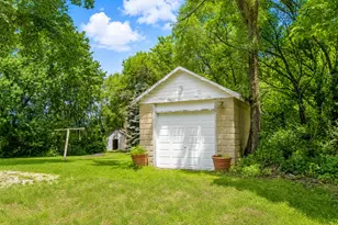 2020 E State Road 10, Knox, IN 46534 - Photo 17