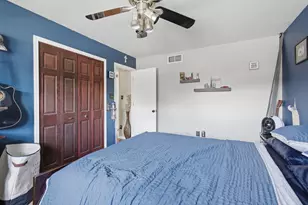 322 N Lindberg St, Griffith, IN 46319 - Photo 21