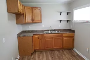 2256 Central Dr, Gary, IN 46407 - Photo 3