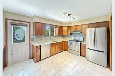9443 Oriole Drive, Munster, IN 46321 - Photo 7