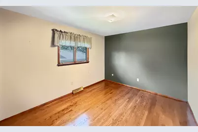 9443 Oriole Drive, Munster, IN 46321 - Photo 11