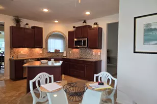 4617 Rainbow Dr, Greenwood, IN 46143 - Photo 3