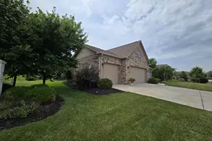 4617 Rainbow Dr, Greenwood, IN 46143 - Photo 29