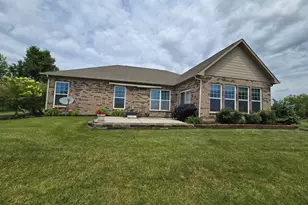 4617 Rainbow Dr, Greenwood, IN 46143 - Photo 25