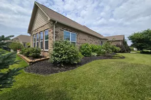 4617 Rainbow Dr, Greenwood, IN 46143 - Photo 27