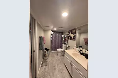 564 Carolina Street, Gary, IN 46402 - Photo 9