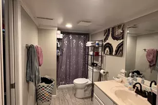 564 Carolina St, Gary, IN 46402 - Photo 9