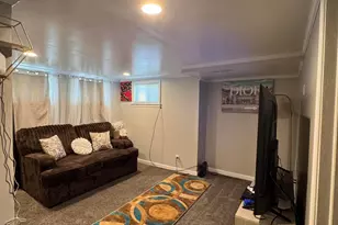 564 Carolina St, Gary, IN 46402 - Photo 11