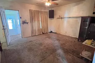 223 Park St, La Porte, IN 46350 - Photo 5