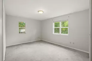 379 Fox Trail Ct, Hobart, IN 46342 - Photo 11