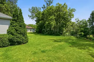 379 Fox Trail Ct, Hobart, IN 46342 - Photo 27
