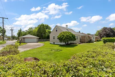 125 N Wisconsin Street, Hobart, IN 46342 - Photo 5