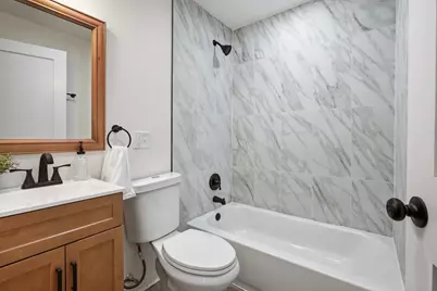 4301 Homerlee Avenue, East Chicago, IN 46312 - Photo 9