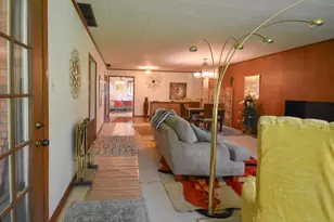 2515 W 57th Ave, Merrillville, IN 46410 - Photo 9