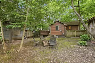 1307 Redwing Rd, Valparaiso, IN 46383 - Photo 19