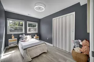 8115 Wicker Park Dr, Highland, IN 46322 - Photo 19