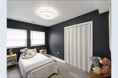 8115 Wicker Park Drive, Highland, IN 46322 - Photo 9