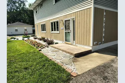 3422 E 74th Avenue, Merrillville, IN 46410 - Photo 3