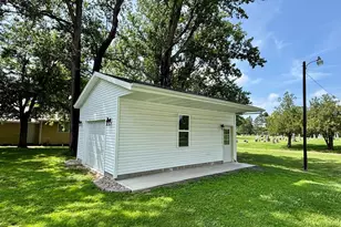 5688 W 665 N, Winamac, IN 46996 - Photo 5