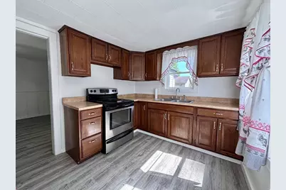 5688 W 665 N, Winamac, IN 46996 - Photo 21