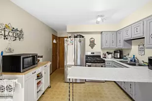 92 N County Line Rd, Hobart, IN 46342 - Photo 7