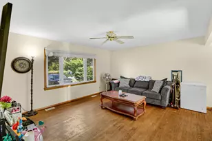 92 N County Line Rd, Hobart, IN 46342 - Photo 5