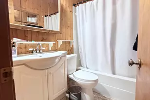1401 Fairlane Dr, Valparaiso, IN 46383 - Photo 19