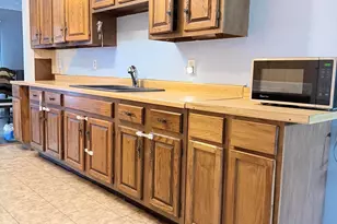 1401 Fairlane Dr, Valparaiso, IN 46383 - Photo 11
