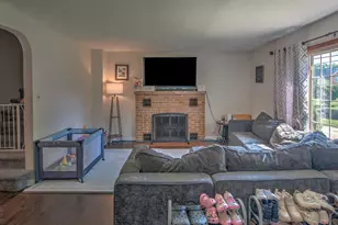 2509 Oak St, Michigan City, IN 46360 - Photo 11