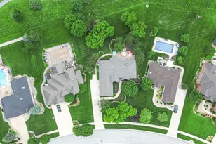 1626 Truchard Ct, Crown Point, IN 46307 - Photo 9