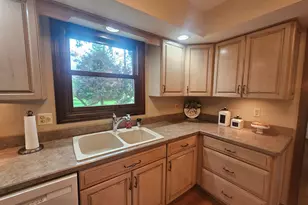 3806 Hastings Ct, Valparaiso, IN 46383 - Photo 7