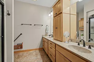 3807 Westbridge Dr, Valparaiso, IN 46383 - Photo 19