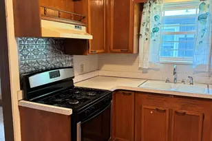 805 Main St, Hobart, IN 46342 - Photo 5