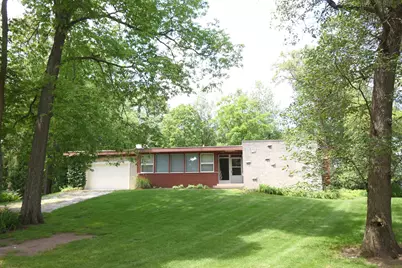 900 W Winding Road, Rensselaer, IN 47978 - Photo 5