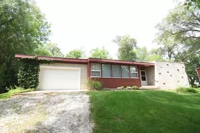 900 W Winding Road, Rensselaer, IN 47978 - Photo 3
