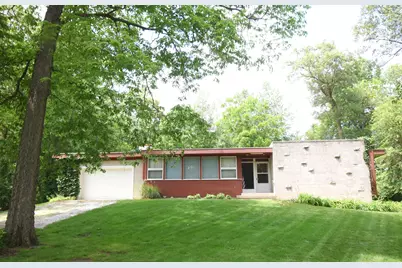 900 W Winding Road, Rensselaer, IN 47978 - Photo 1
