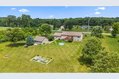 647 W 1100 N, Wheatfield, IN 46392 - Photo 5