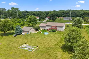 647 W 1100 N, Wheatfield, IN 46392 - Photo 5