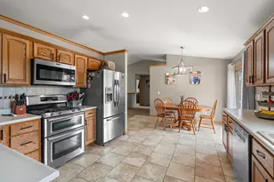 647 W 1100 N, Wheatfield, IN 46392 - Photo 15