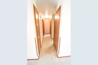 930 W Swartzell Drive, Rensselaer, IN 47978 - Photo 15