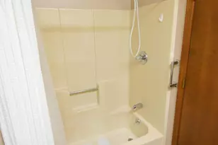 930 W Swartzell Dr, Rensselaer, IN 47978 - Photo 19