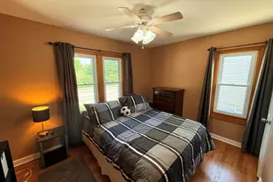 1106 Campbell St, Valparaiso, IN 46385 - Photo 9