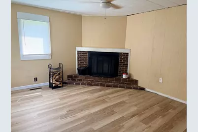 208 W Sigler Street, Hebron, IN 46341 - Photo 9